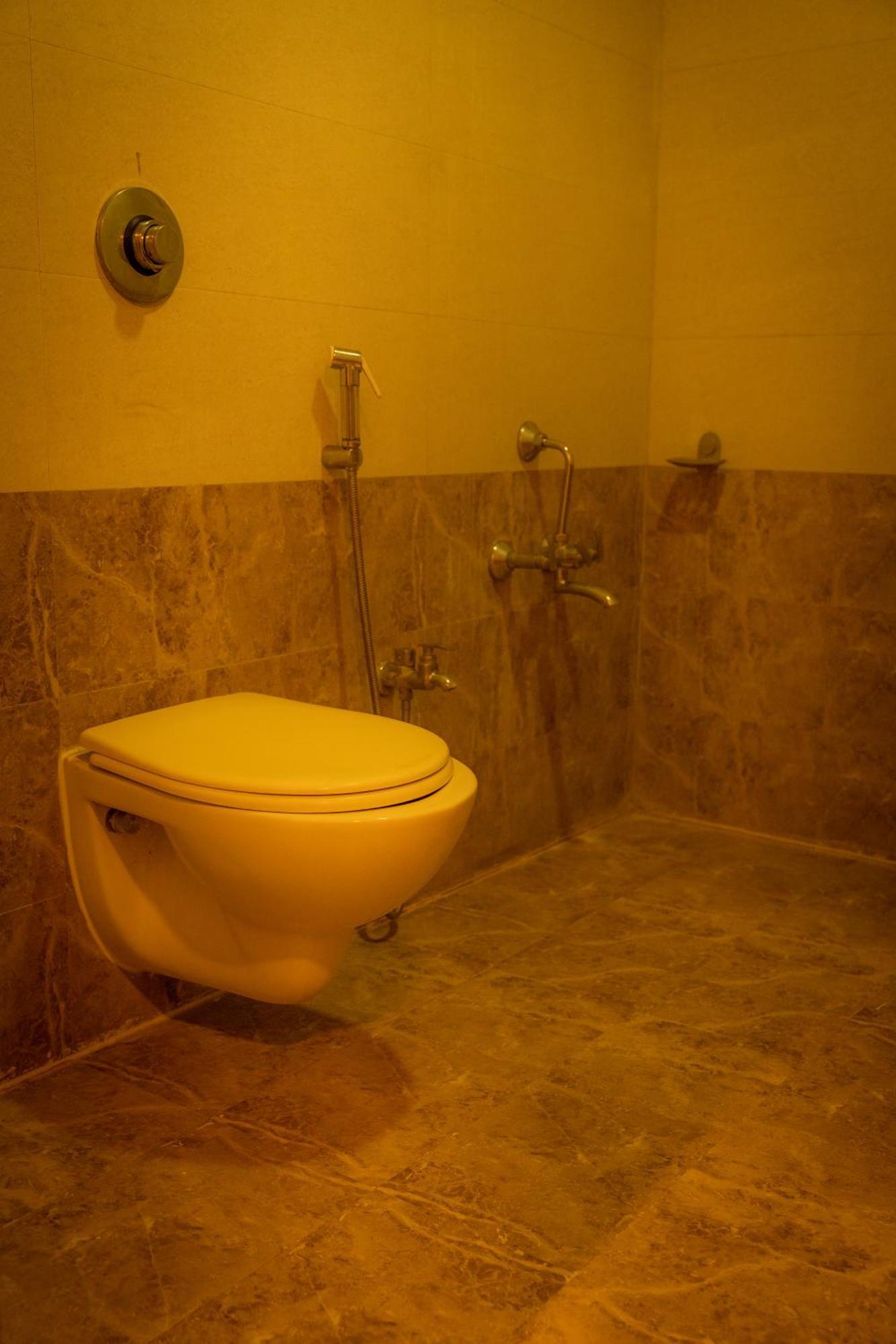 The Flamboyant Natraj Hotel Bharuch Luaran gambar